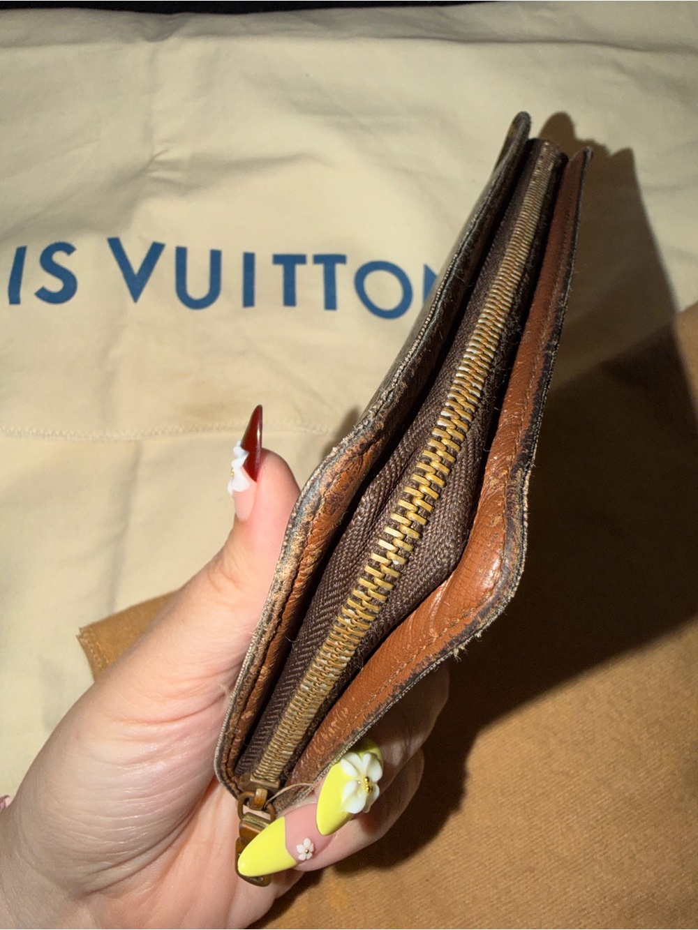 Louis Vuitton Monogram Brown and Gold Continental Wallet - Picture 4 of 9